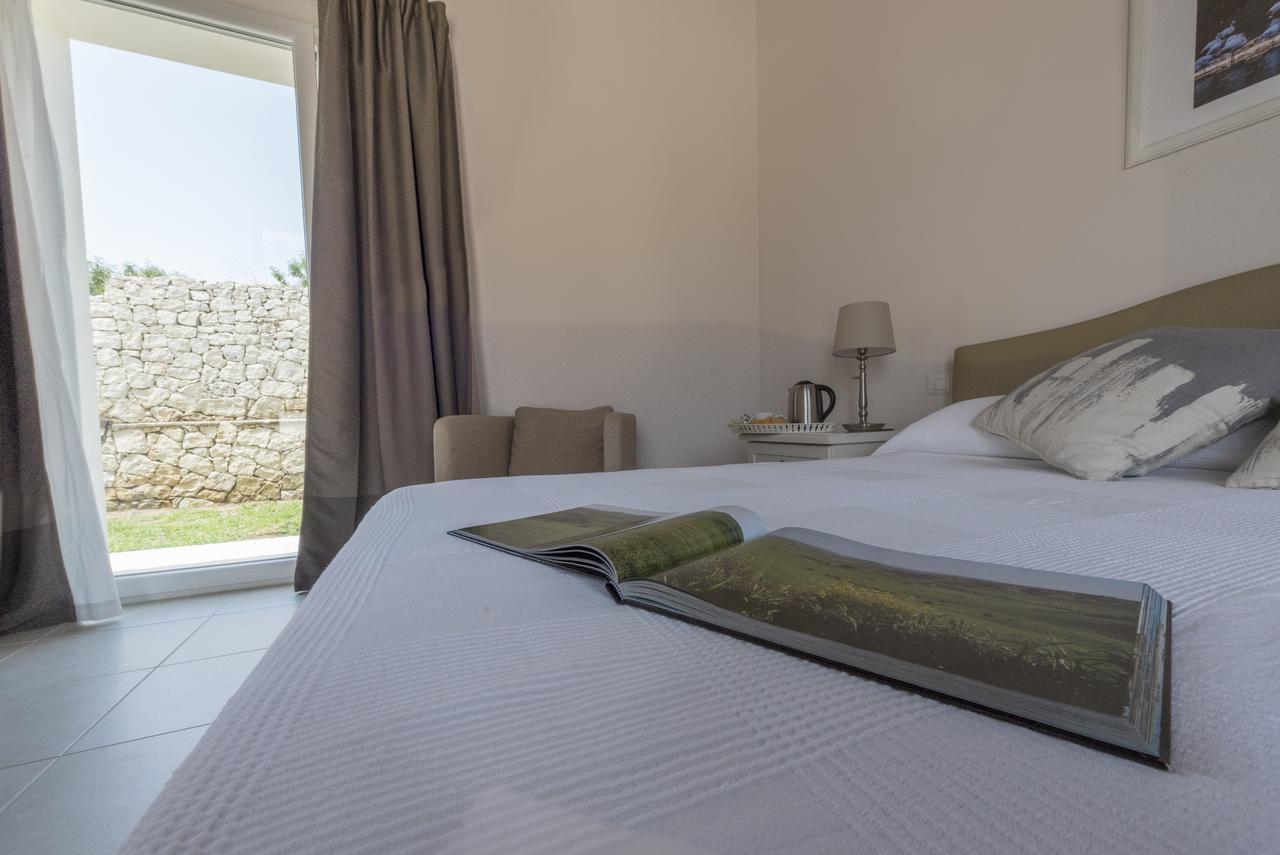Baglio Genovesi Bed & Breakfast Noto Bagian luar foto