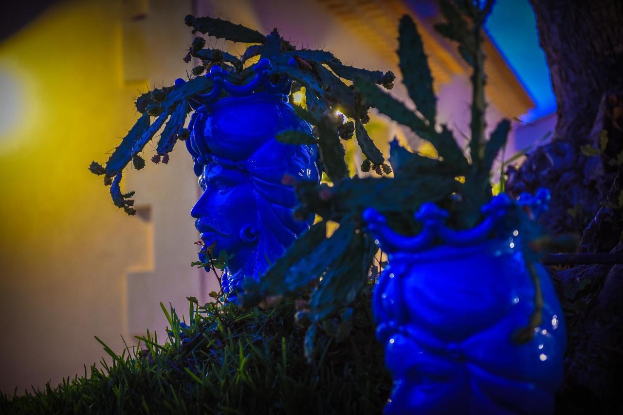 Baglio Genovesi Bed & Breakfast Noto Bagian luar foto