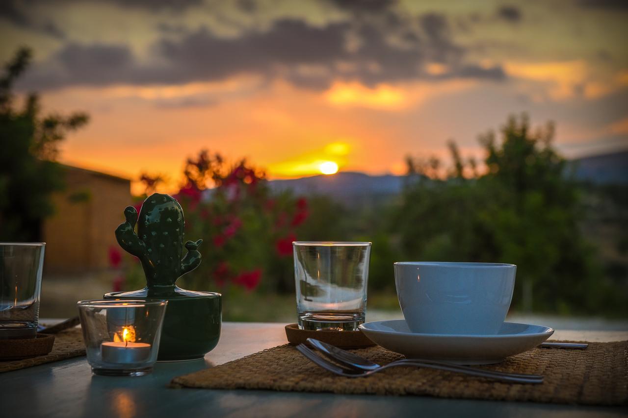Baglio Genovesi Bed & Breakfast Noto Bagian luar foto