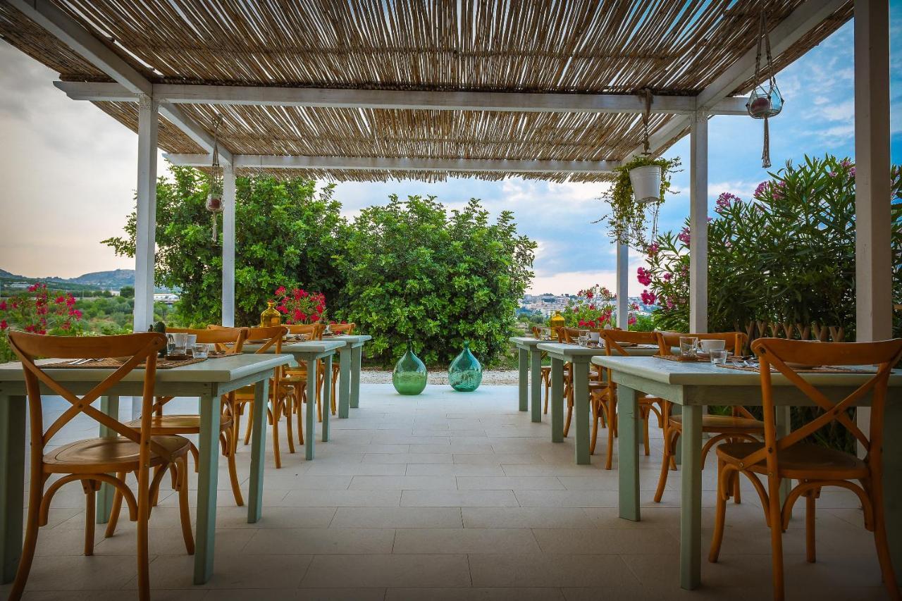 Baglio Genovesi Bed & Breakfast Noto Bagian luar foto